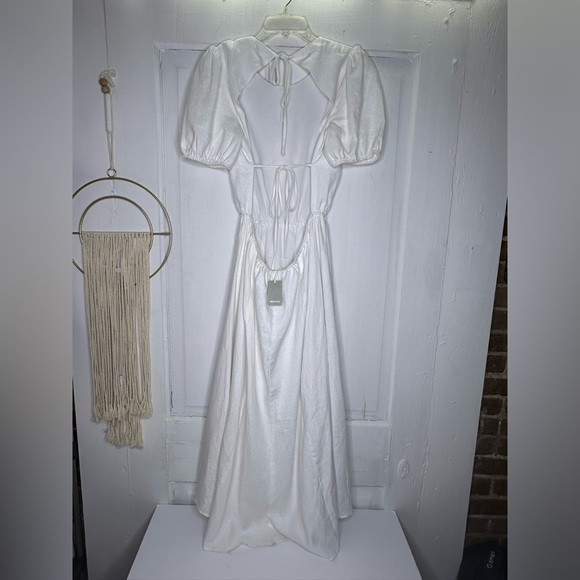 Reformation Anneliese linen open back short sleeve midi dress white - Picture 6 of 12